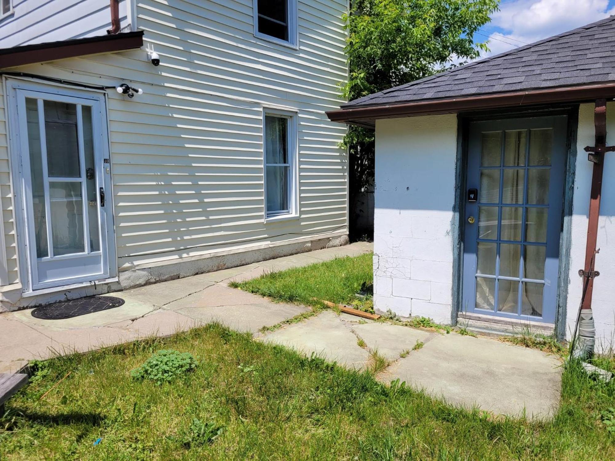 Cozy Downtown Two Bedrooms Free Parking Кингстън Екстериор снимка